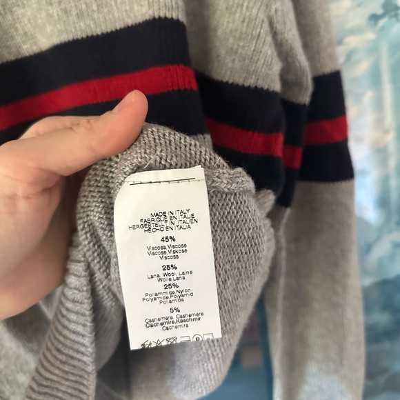 Brandy Melville Bernadette Wool Cashmere‎ Blend Gray with Navy/Red Stripe Across - Picture 6 of 7